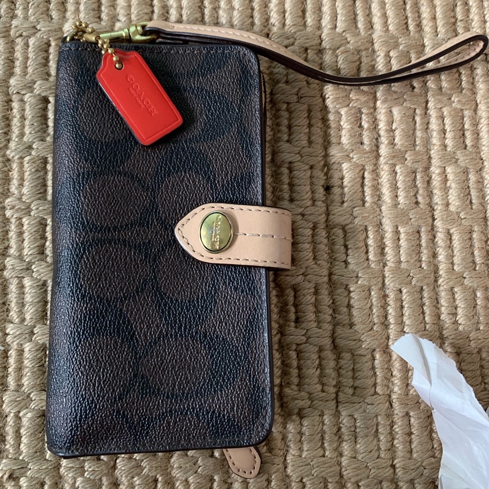 Authentic Coach Wallet/Wristlet